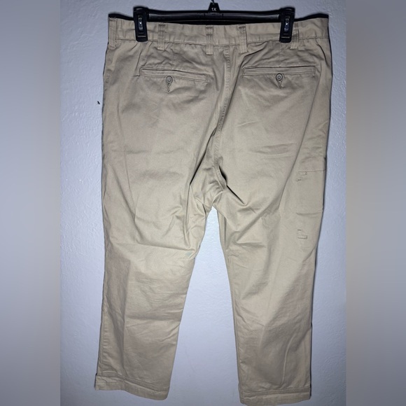 Men's DuluthFlex Ballroom‎ Khaki Pants. 40x32. - Picture 3 of 13